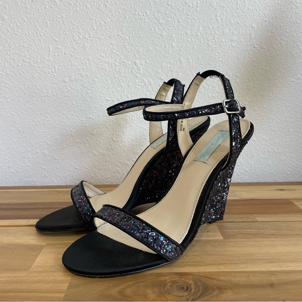 BETSY JOHNSON Glitter Darcy Tiffany Wedge Heeel 9M